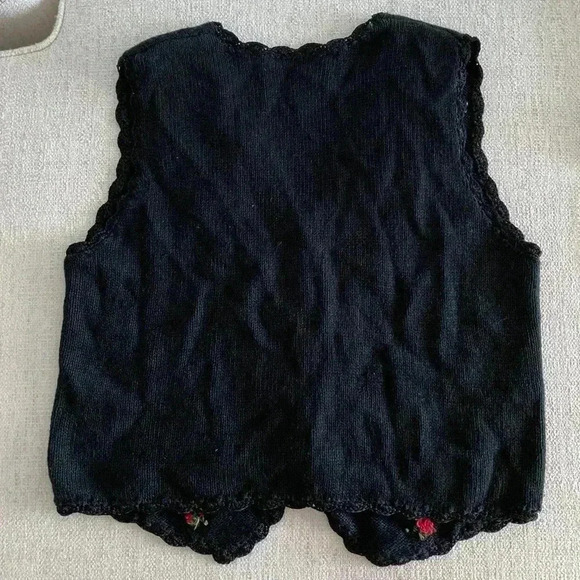 ERIKA Vtg‎ Cottagecore Floral Embroidered Beads Vest Button Black SmallP Spring - Picture 4 of 6